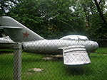 самолёт МиГ-15бис